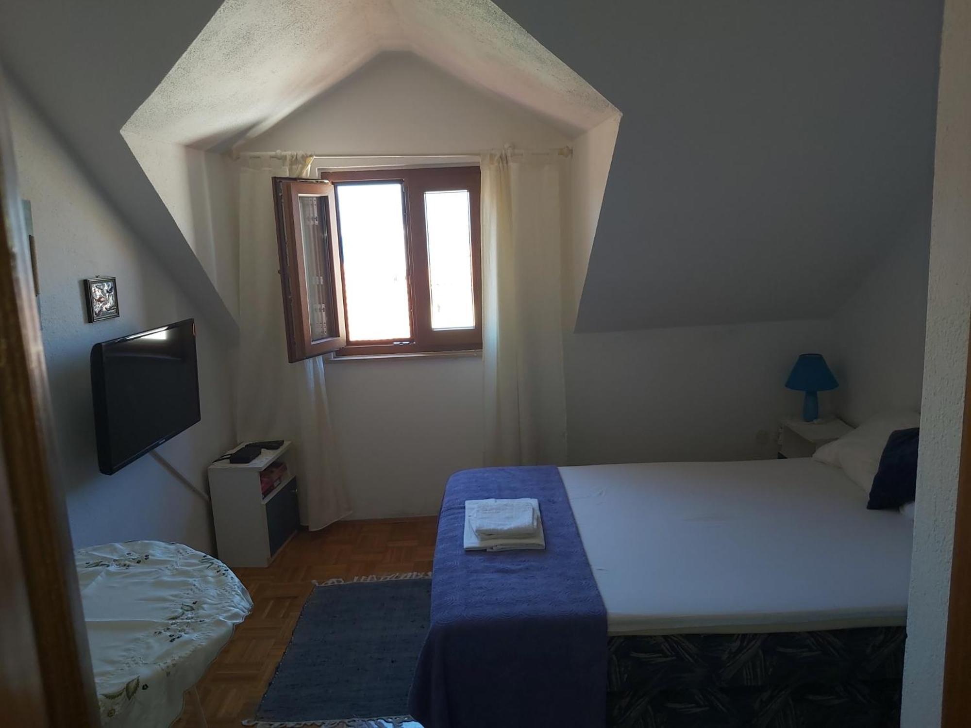 Vila Dora Supetar Apartment Room photo